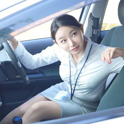 地方に配属になった僕は、いつも、先輩と車出勤をしています。 三葉ちはる-1