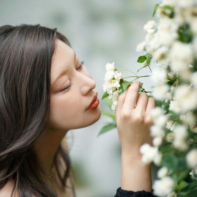 辺見なおDEBUT 世界に見つかってしまったMカップの人妻-1