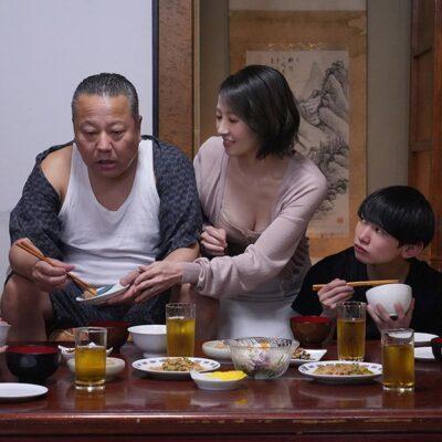 「もう何度も射精てますよ…。」 射精ボケした祖父と母の密かな絶倫性交。 谷原希美-1
