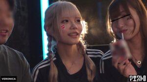 ゴールイン!美少女サポーター達とスタジアム外で秘密のオフサイド!【みゆ/ゆみ/れい/りん】Ver.れい&りん-4