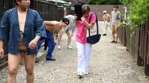 「村人全員、わたしが診ます！」男性過多の過疎村ナース・小鈴みかんの全員おち〇ぽヌキまくり派遣診療-2