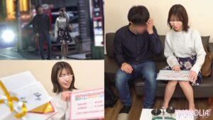 『人妻×童貞のザーメンを溜めて脱出協力ゲーム!』巨乳スレンダーな美人妻さんが挑戦☆ギンギン童貞チ〇ポから精子を搾りまくって生ハメに発展…一回膣内に射精したら何回射精しても一緒!中出ししまくり連続本気イキSEX♪【街角素人モニタリング♯かな♯29歳♯専業主婦】-1