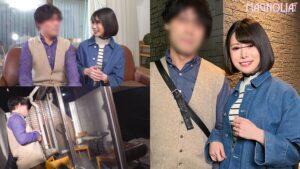 『清楚な人妻限定！マジックミラー越しに居る旦那の前でノーハンドコンドーム装着チャレンジ！』敏感パイパン人妻が絶頂潮吹き！デカチンをお口で堪能メス顔が隠せない！旦那と目があっても生ハメが気持ちよすぎて腰が止まらずガチ中出しｗｗｗ【街角素人モニタリング♯かえで♯29歳♯ヨガインストラクター】-1