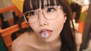 「お客さんにバレそうで興奮する・・・」深夜のノーパンノーブラ勤務 巨乳女子大生が変態店長に堕とされた深夜の接客調〇アルバイト　水瀬ゆあ-4