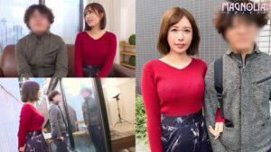 『清楚な人妻限定！マジックミラー越しに居る旦那の前でノーハンドコンドーム装着チャレンジ！』押しに弱い巨乳人妻！肉厚な尻に敏感マ●コ！旦那の視線を気にしながらも快感には抗えない！遂にはゴムを外して禁断の生ハメ不倫セックス！【街角素人モニタリング♯さな♯34歳♯専業主婦】-1