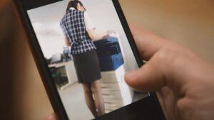 生真面目だと思っていた経理部女子はとんでもない痴女だった！弱みを握られ日夜社内で痴女られるハメに-2