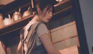 過疎化に悩む某県のとある村新たに自治体支援制度を導入！移住者にはもれなく日替わりお手伝いさんが提供される！？-5