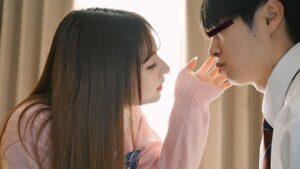 雑魚ち◯ぽ救済！？いつも部屋に入り浸る幼馴染ギャルが初めて彼女の出来たボクに直伝モテSEXレクチャー。ヤリマン式あざと指導のミッションクリアごとに特典UP、最終試験はガチ交尾中出しレッスン！末広純-3