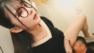 焦らし痴●と乳首開発で調●された爆乳地味司書　福原さん-4