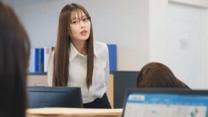 パワハラ女上司の裏の顔～部下に強くあたり散らし、人格否定までする裏で社長の前では従順な玩具だった～-3