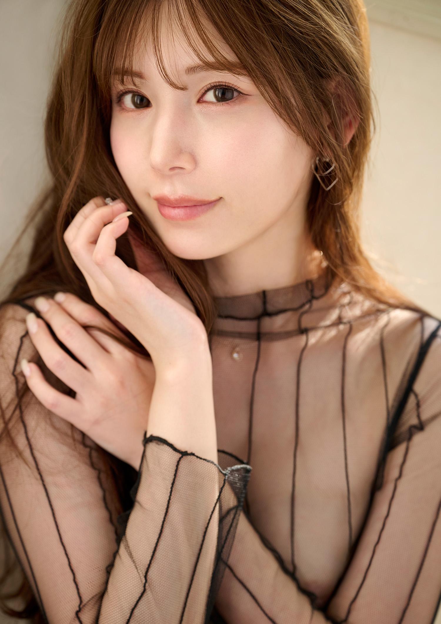 明里つむぎ