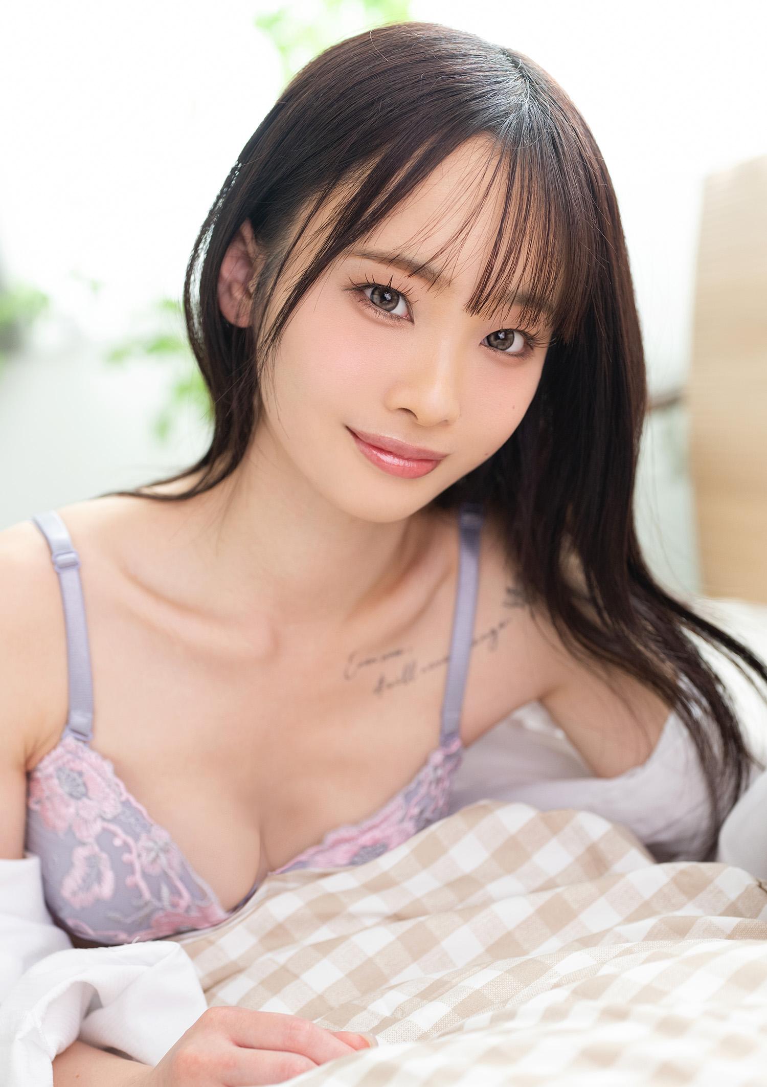 黒澤ななみ